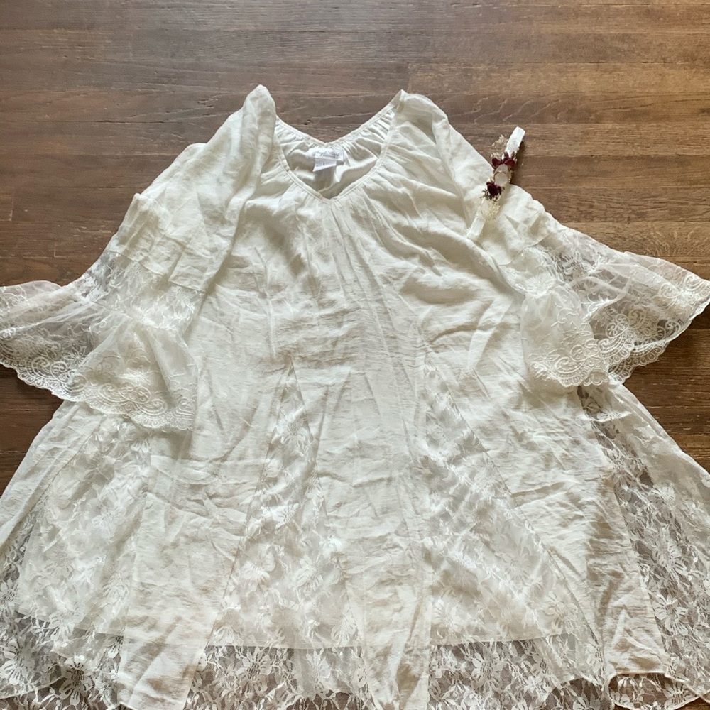 White lace tunic/dress